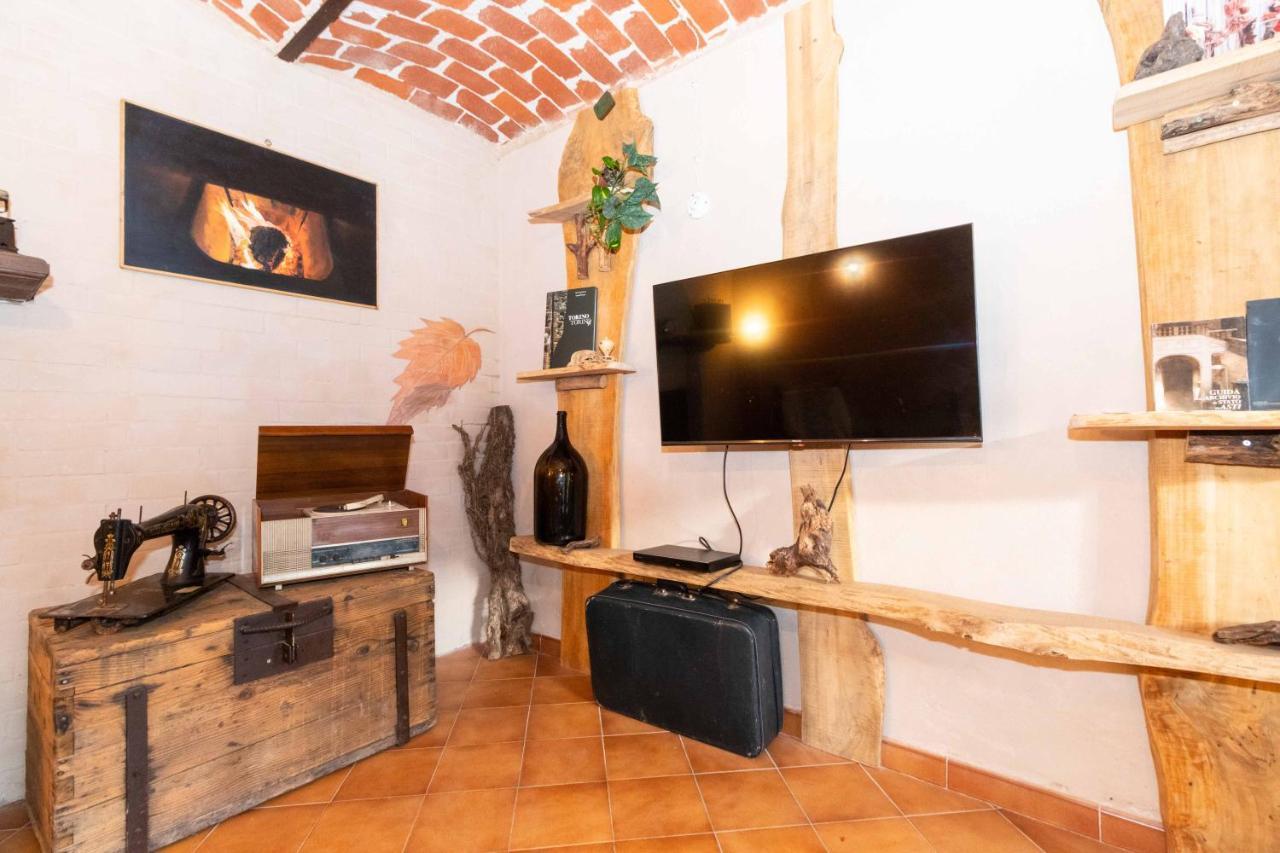 アスティ Casa Delle Foglie Sussurrantiヴィラ エクステリア 写真