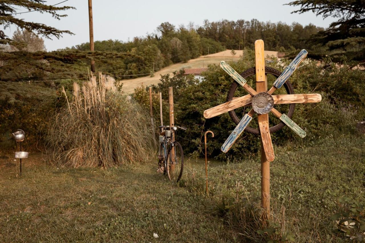 アスティ Casa Delle Foglie Sussurrantiヴィラ エクステリア 写真