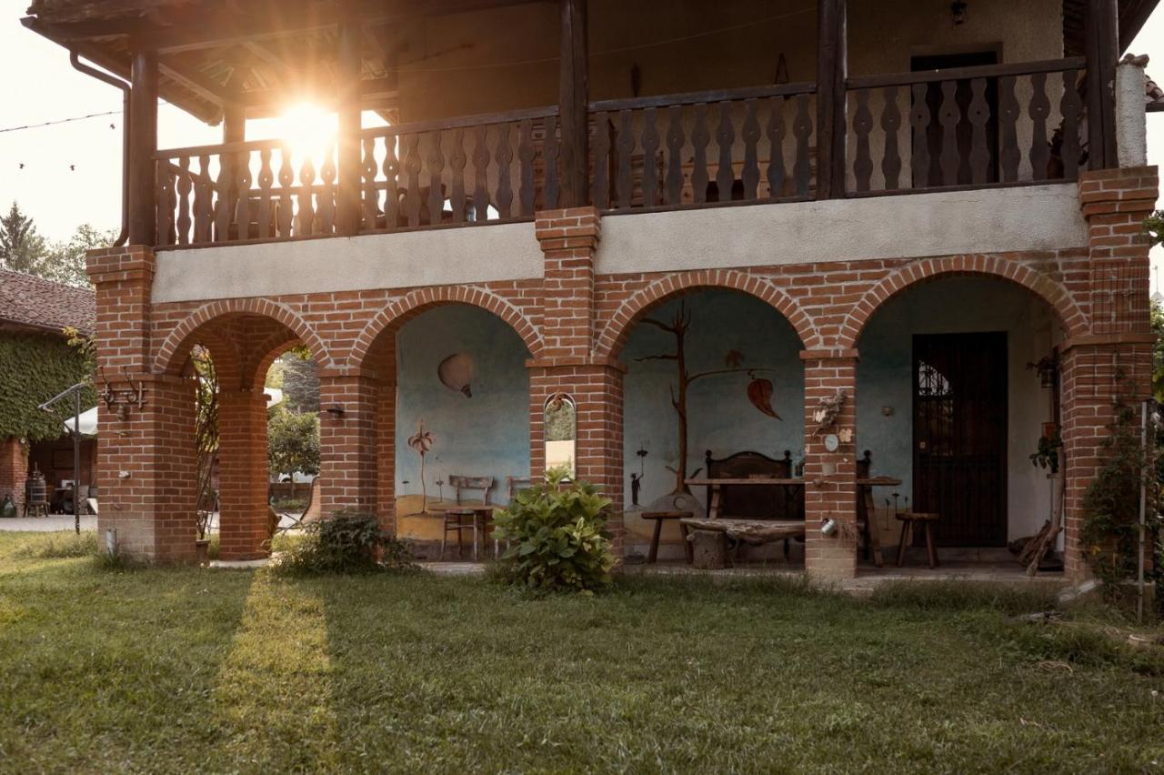 アスティ Casa Delle Foglie Sussurrantiヴィラ エクステリア 写真