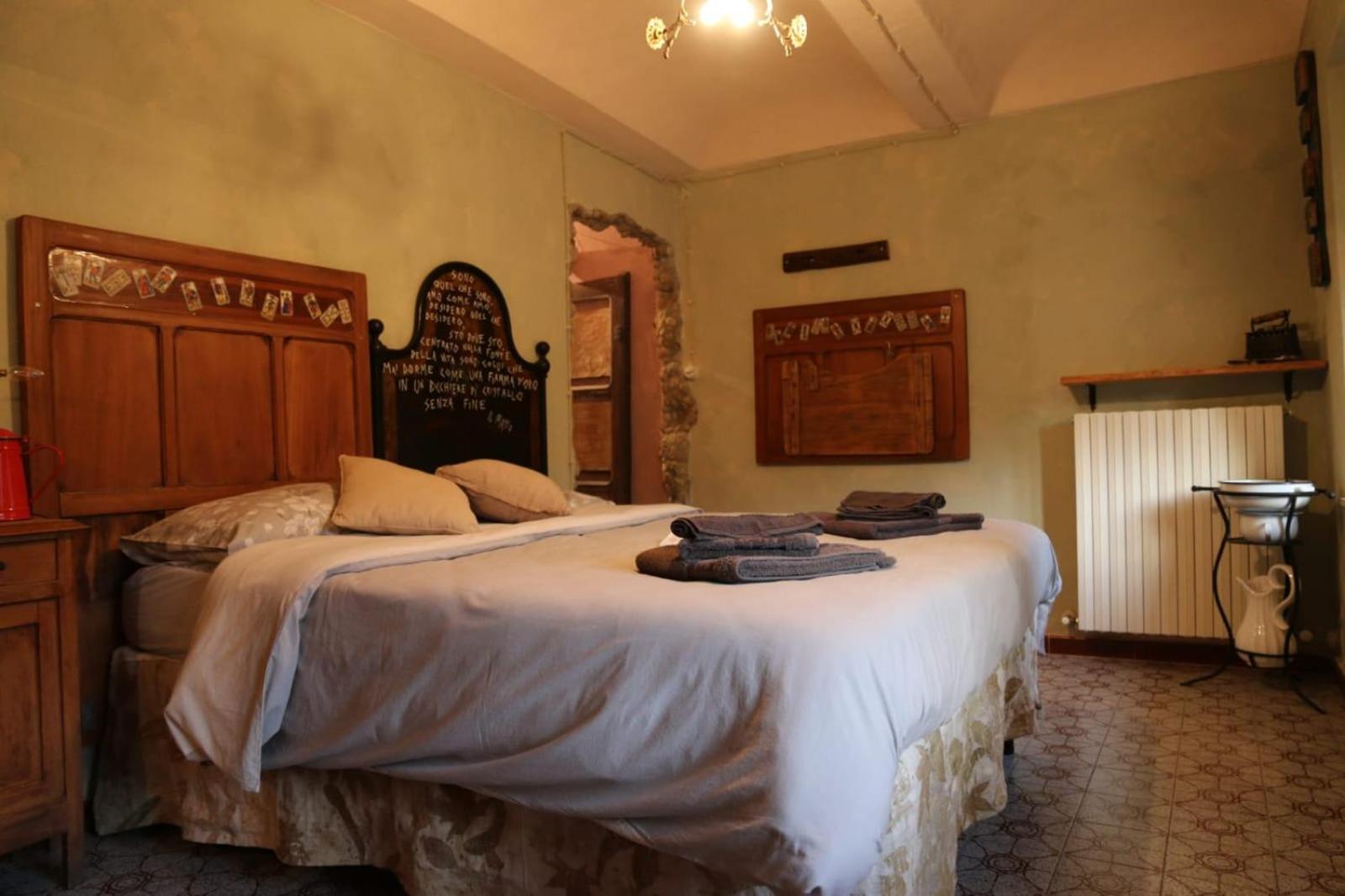 アスティ Casa Delle Foglie Sussurrantiヴィラ エクステリア 写真