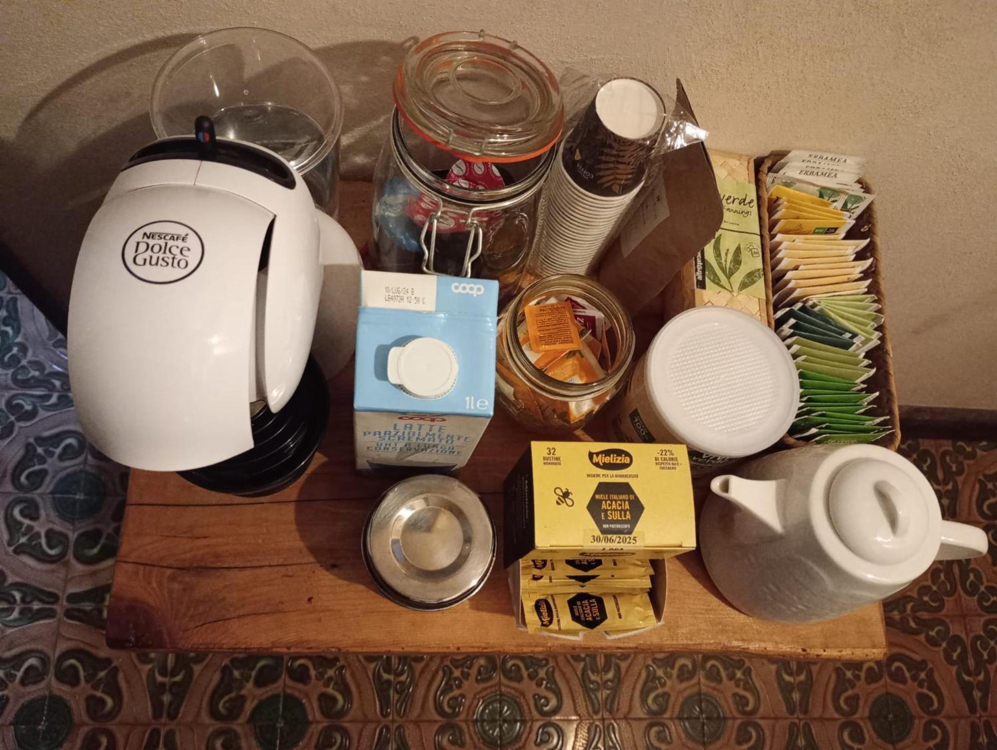 アスティ Casa Delle Foglie Sussurrantiヴィラ エクステリア 写真