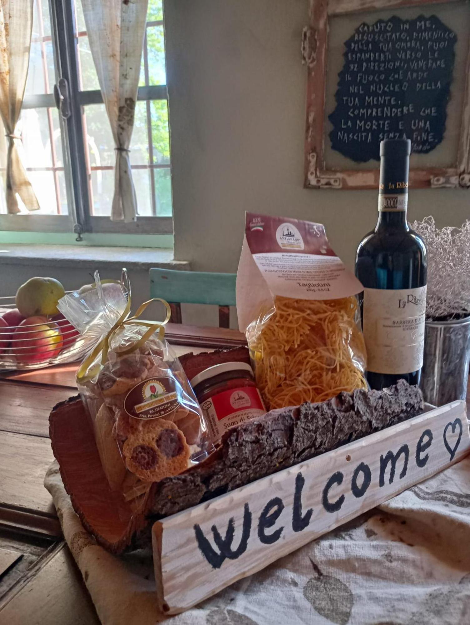 アスティ Casa Delle Foglie Sussurrantiヴィラ 部屋 写真
